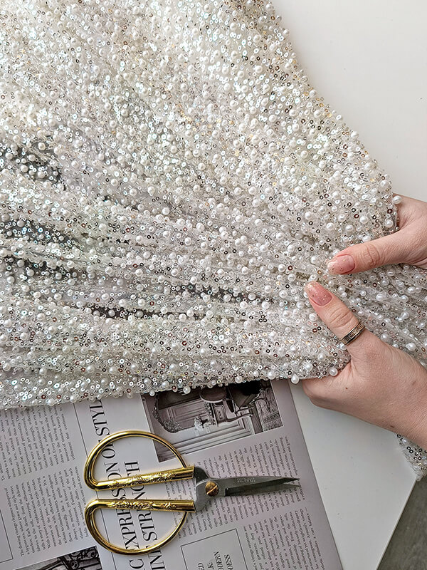 Сетка с пайетками и бисером премиальная "Молочный"