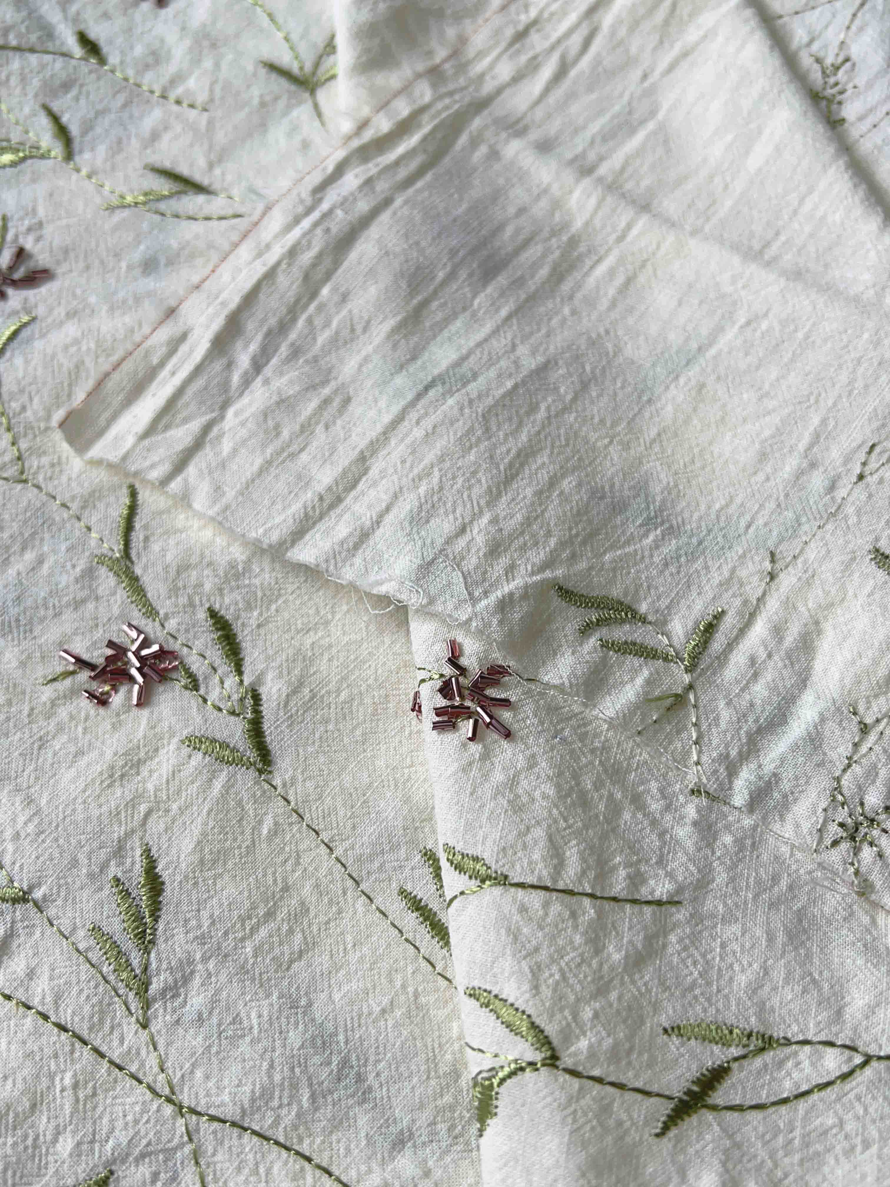 Лён с вышивкой "Полевые цветы"