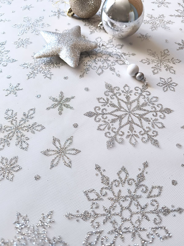 Фатин со снежинками "Серебро"