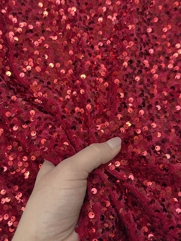 Бархат гладкий "Красный" с пайетками