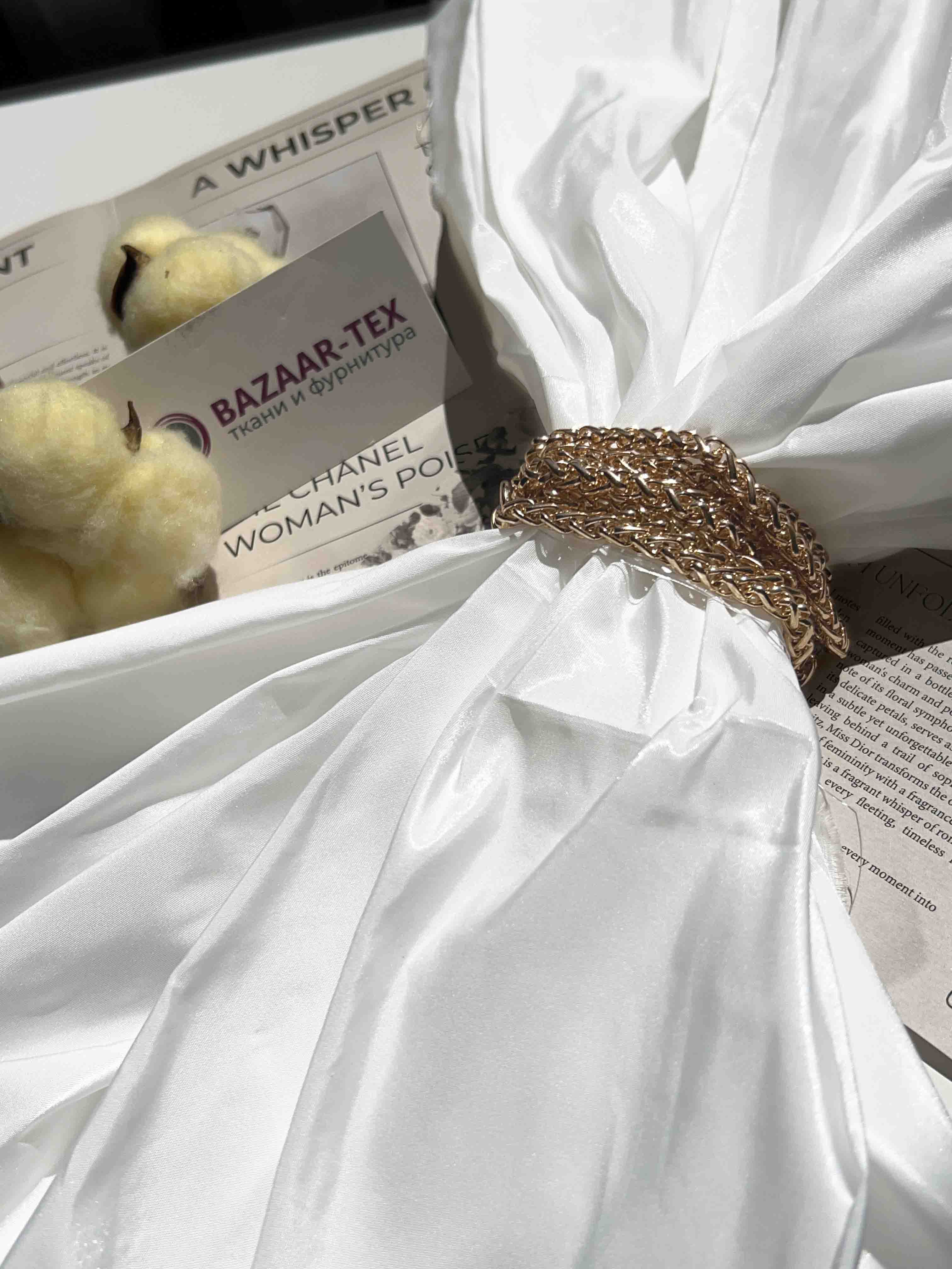 Тафта Pronovias "Молочный"