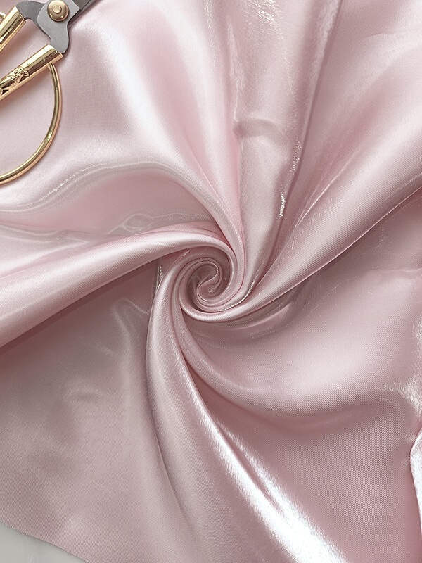 Атлас "Жидкий" "Бледно- розовый"