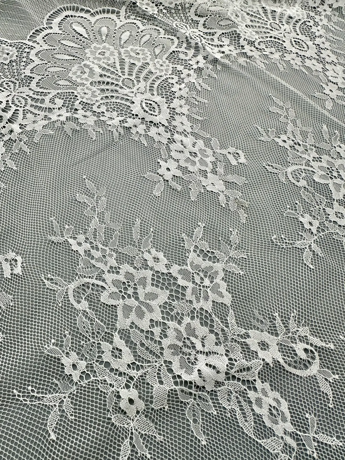 Кружево шантильи "Молочное" узор 4 (купон 3 метра)