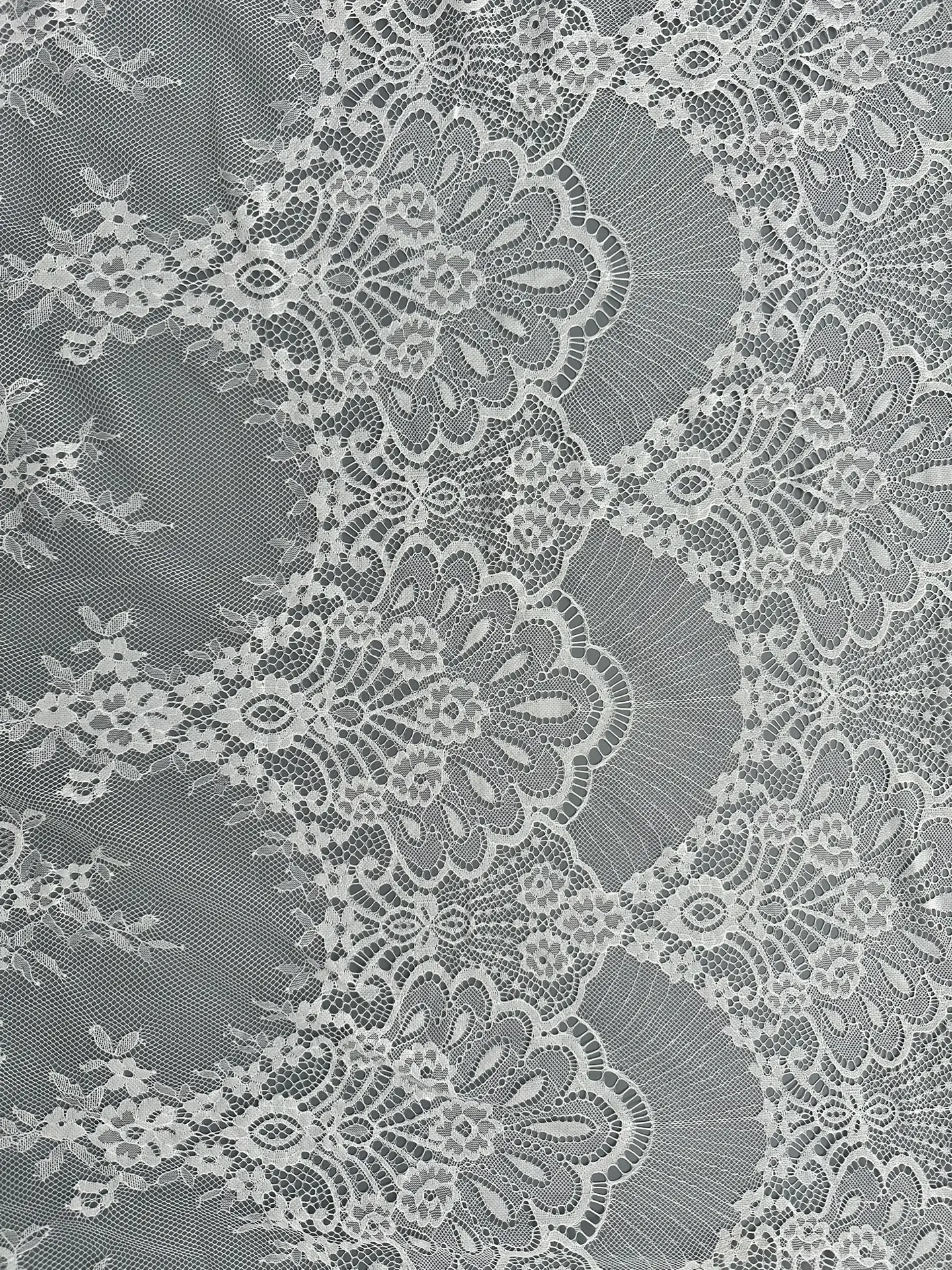 Кружево шантильи "Молочное" узор 4 (купон 3 метра)