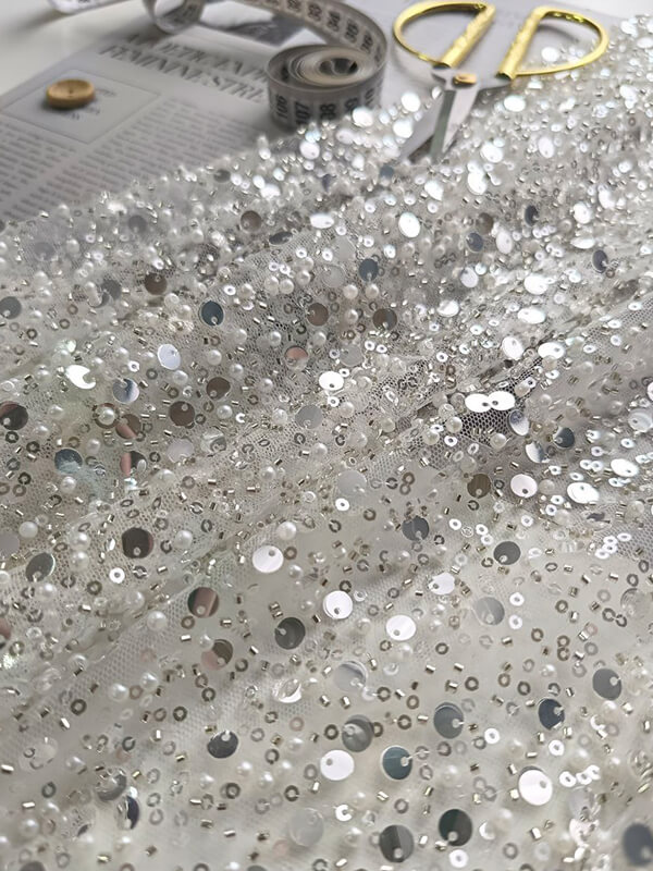 Сетка с пайетками и бисером Адель "Молочный"