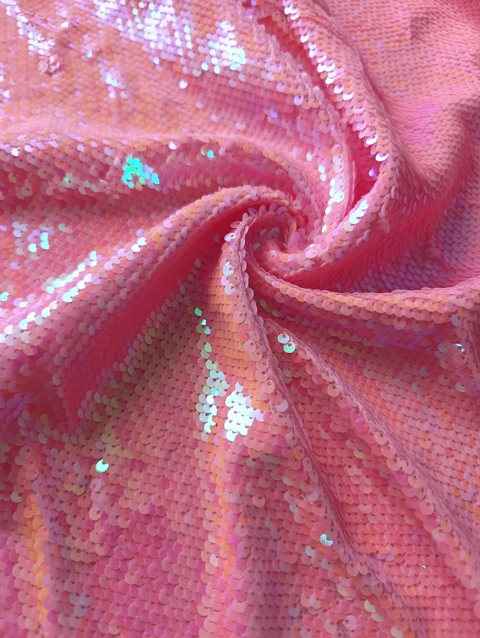 Пайетки на трикотаже розовые "Барби"