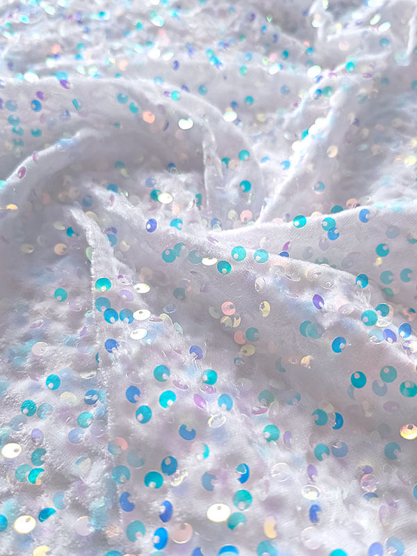 Бархат гладкий "Белый" с перламутровыми пайетками