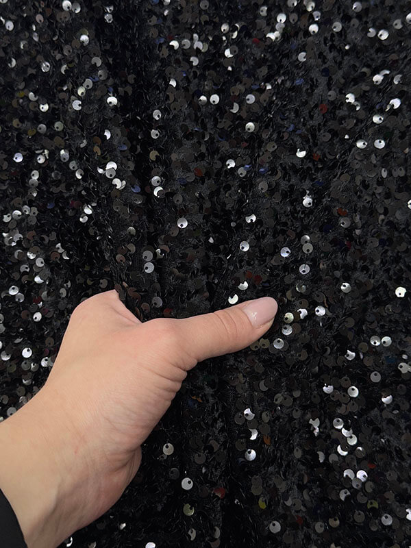 Бархат гладкий "Черный" с пайетками