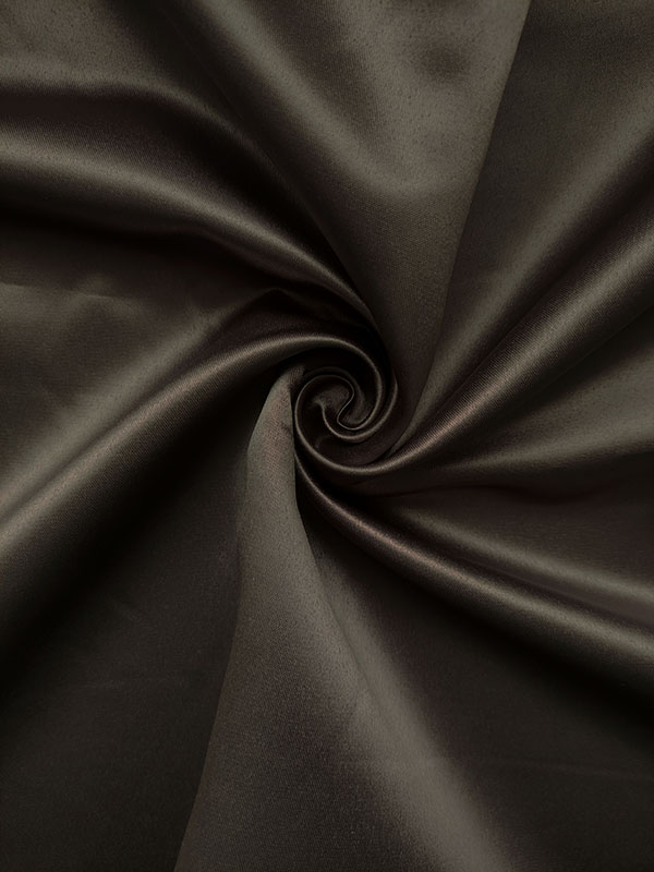 Атлас Дюпон "Горький шоколад"