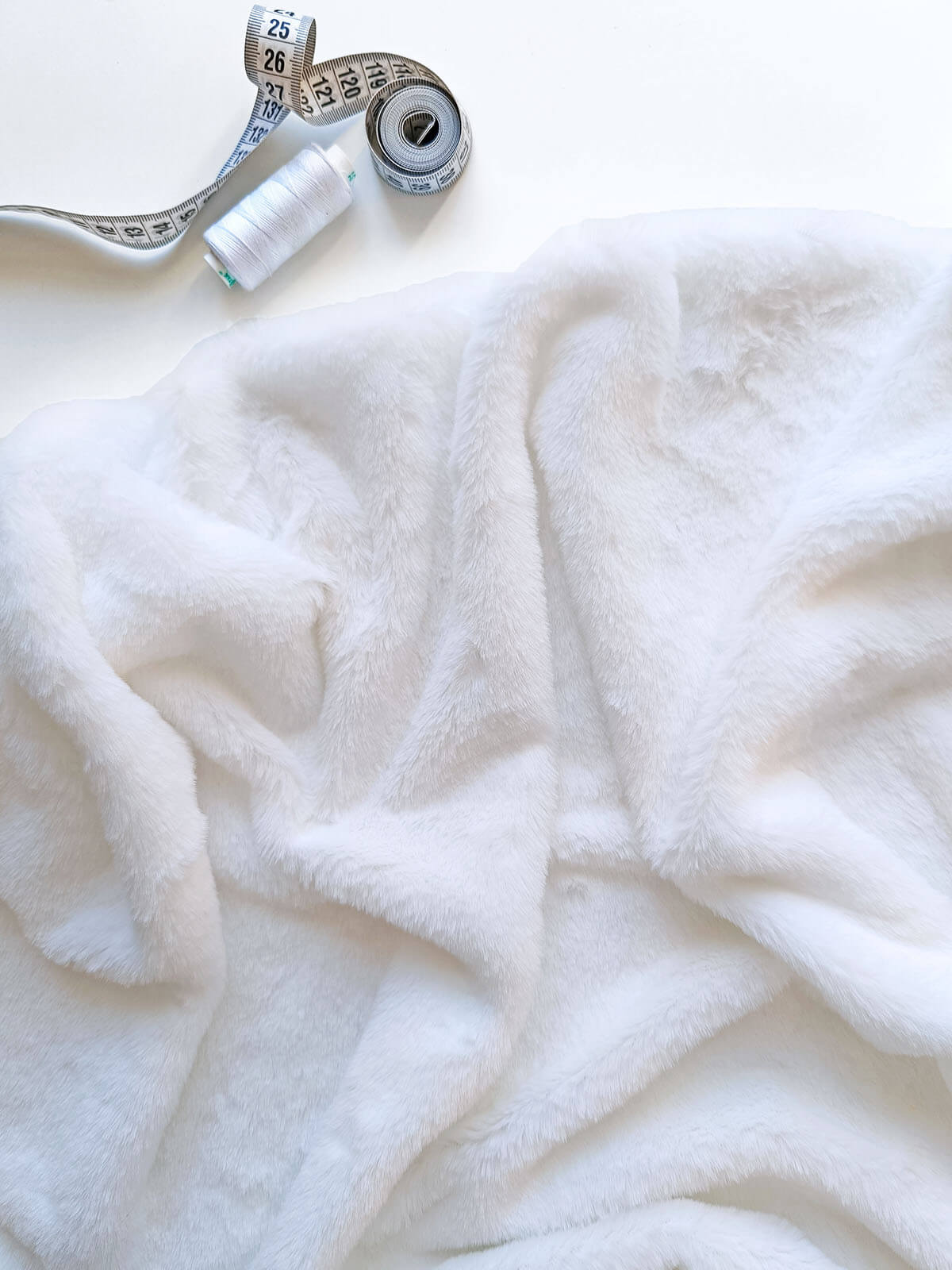 Мех искусственный "Белый"