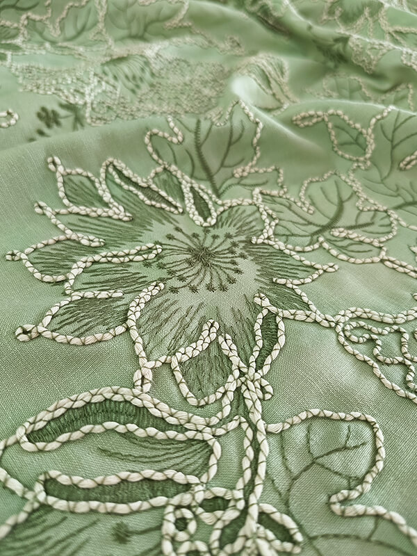 Лён с вышивкой "Фисташковый"