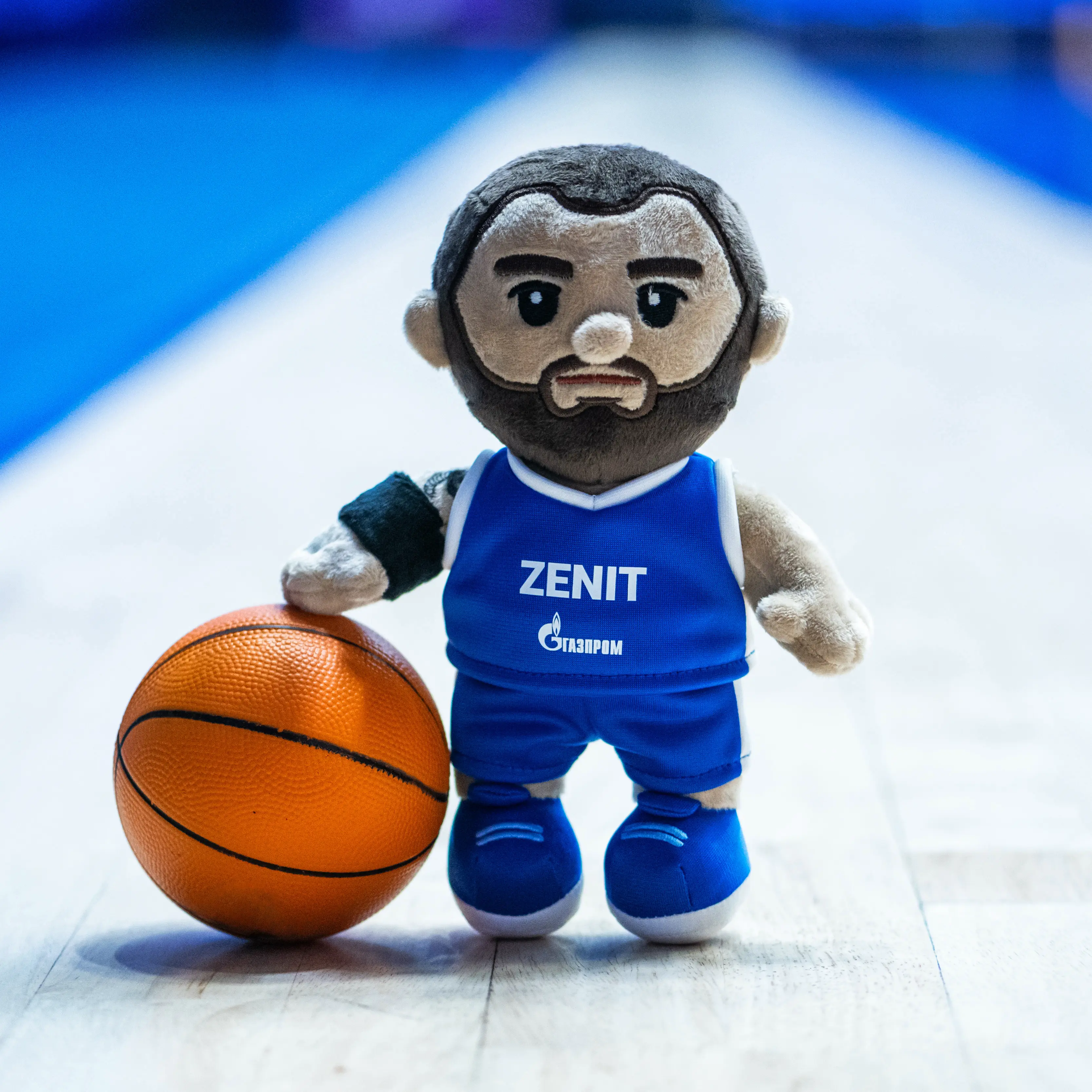 georgy-zhbanov-toy-1