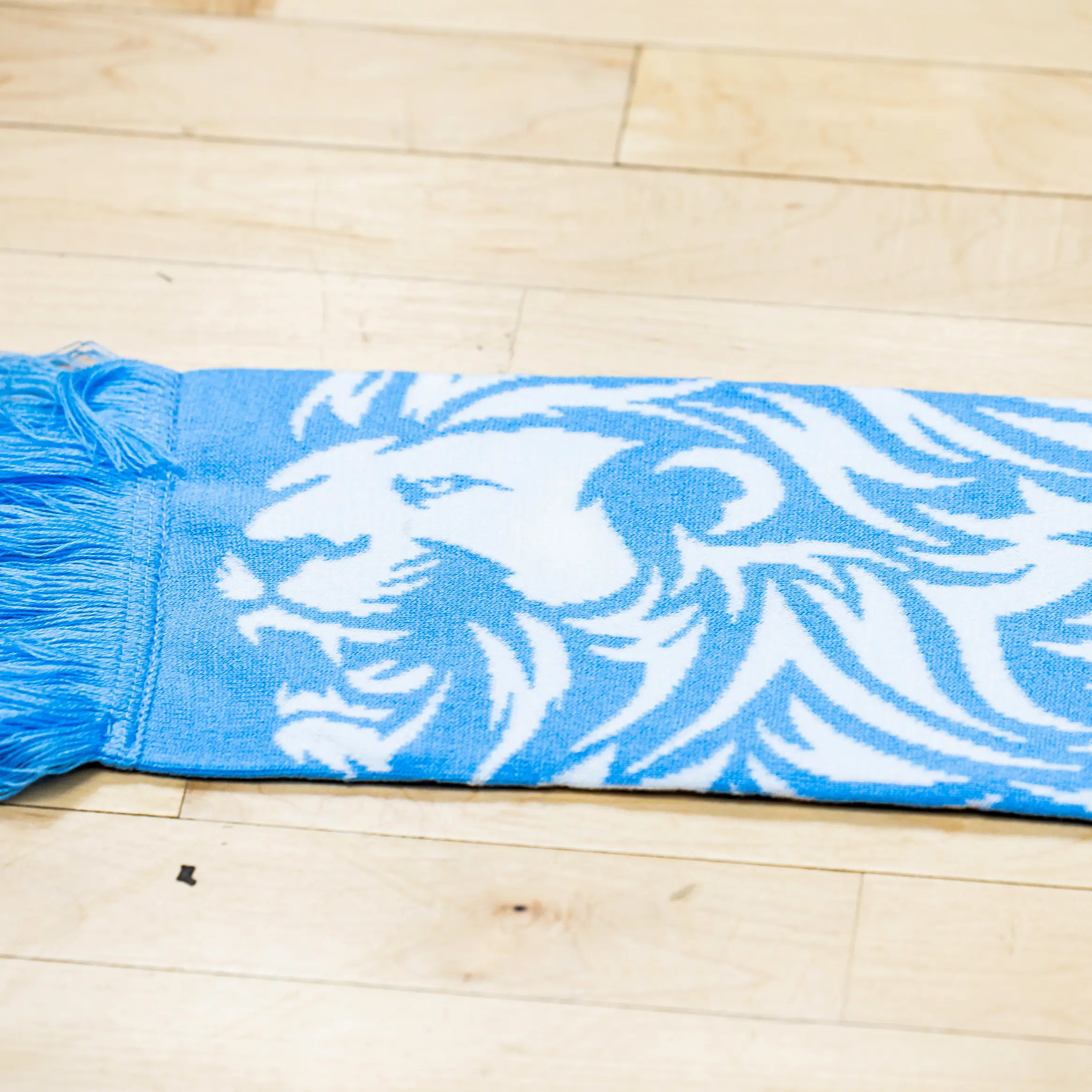 scarf-strelka-white-skyblue-2