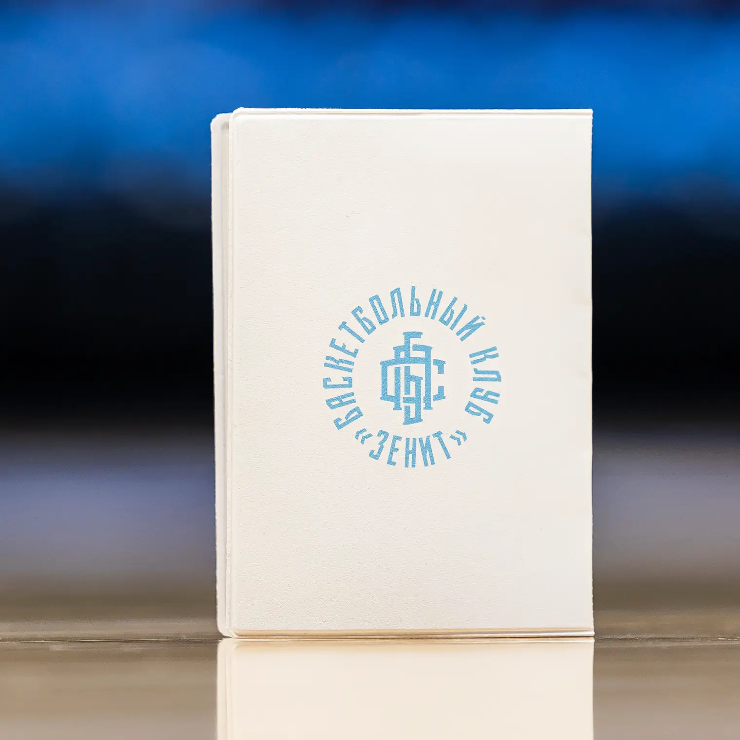 passport-cover-gorod-nad-volnoy-nevoy-2