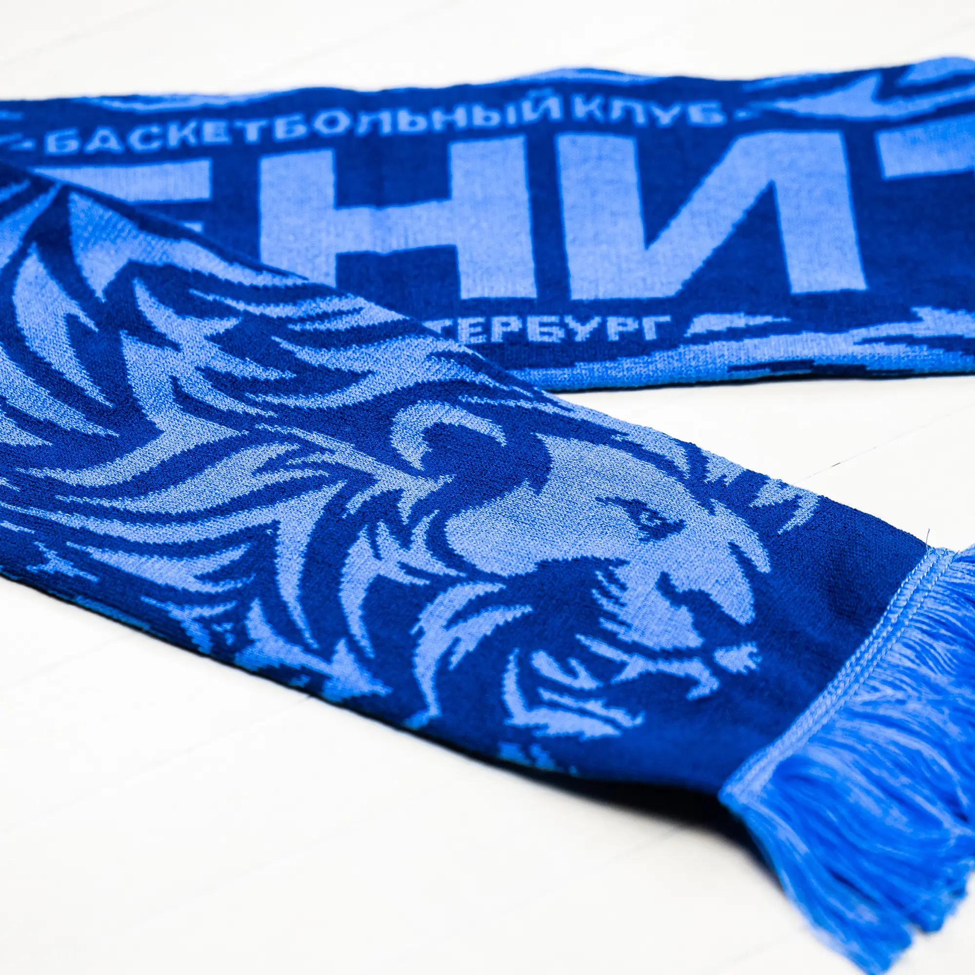 zenit-scarf-logo-lion-blue-2