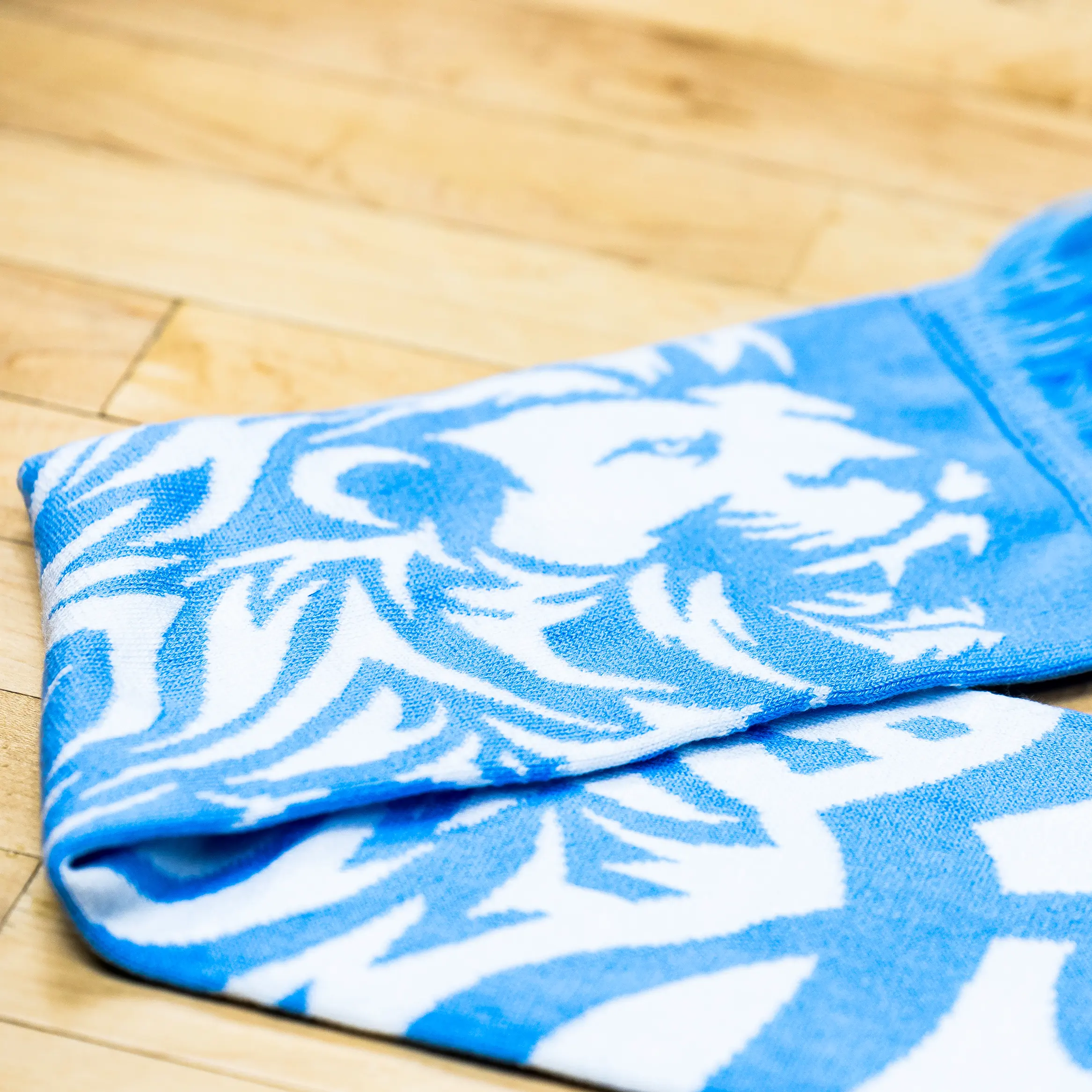 scarf-strelka-white-skyblue-4