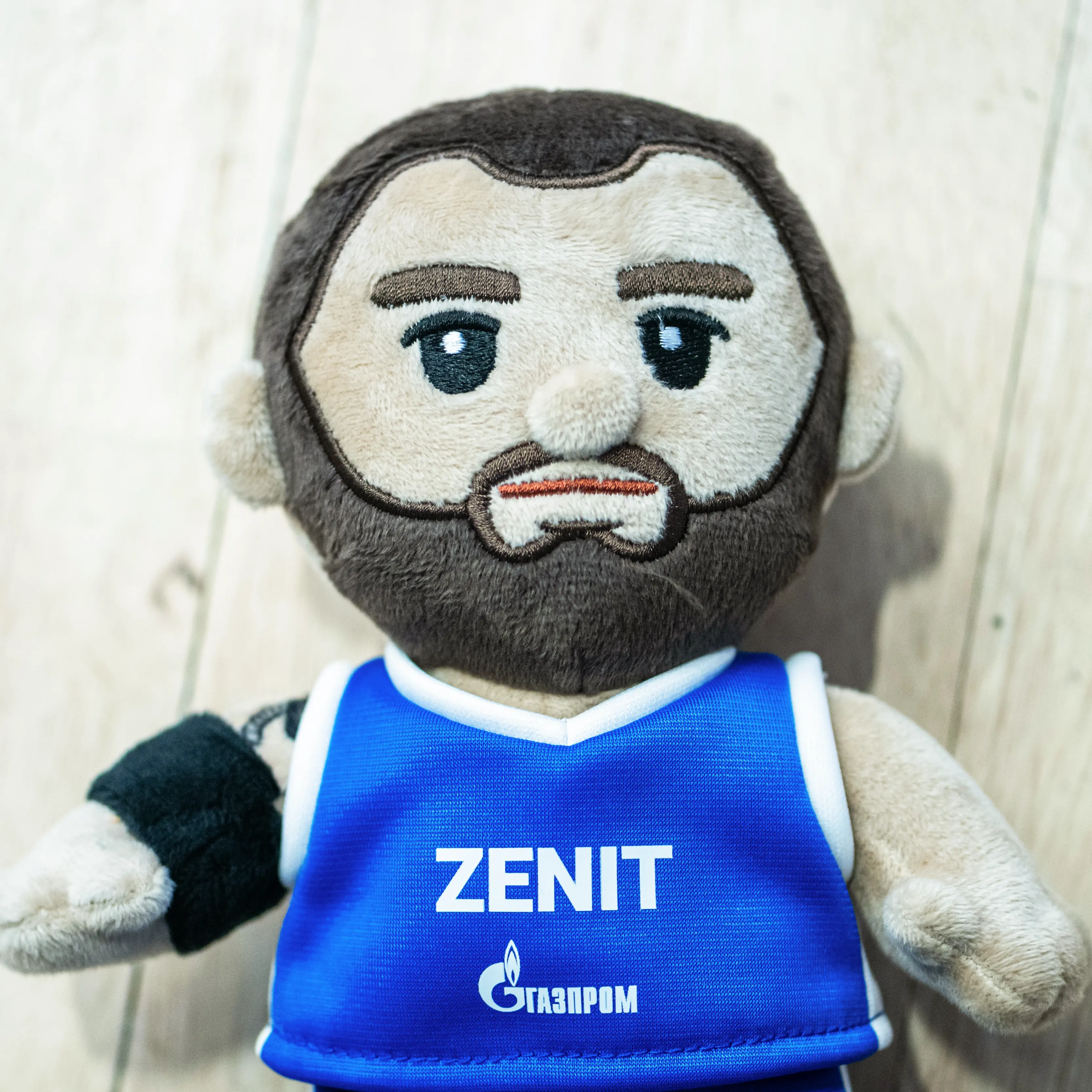 georgy-zhbanov-toy-3