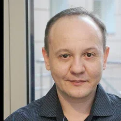 Мирослав Ясин - специалист
