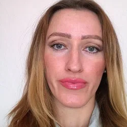 Алина Зайченко - клинический психолог