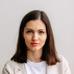 Алина Иванова - клинический психолог