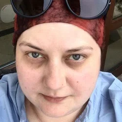 Марина Ефремова - специалист