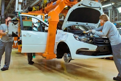 На АвтоВАЗе возобновили производство Lada Granta с ABS