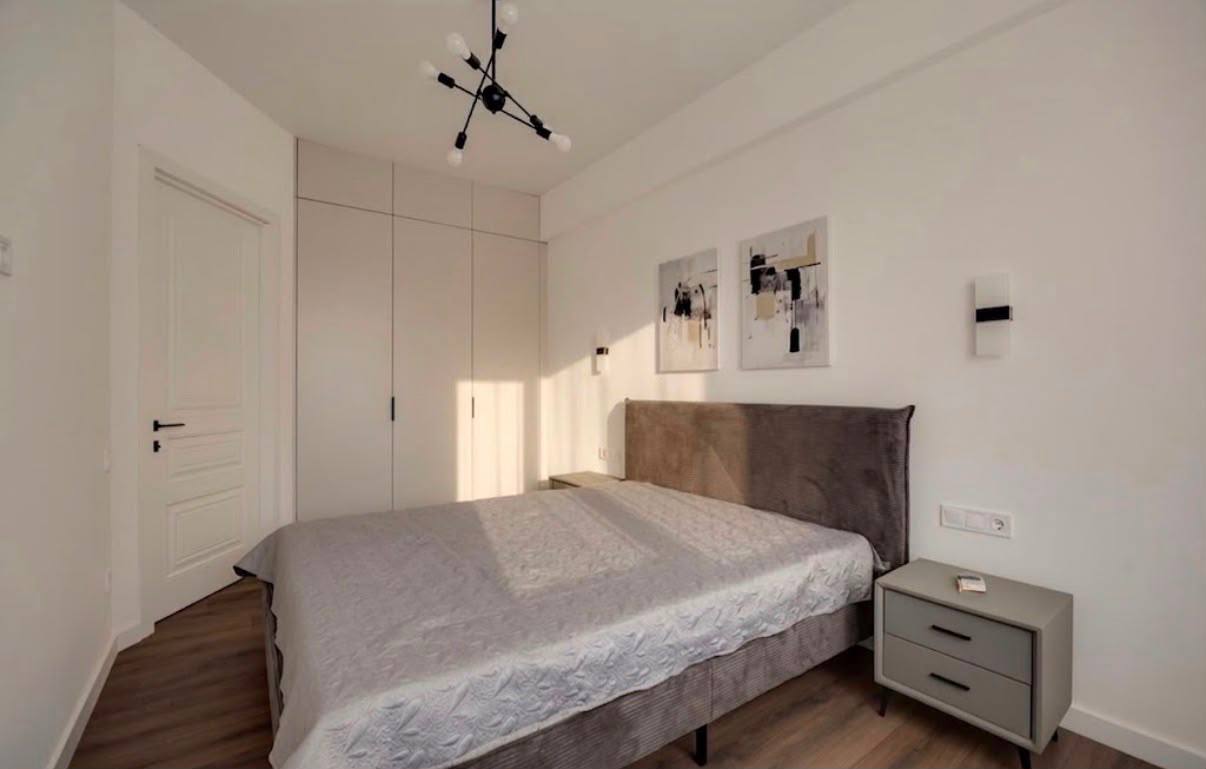 2-room apartment on Universitetskaya, Saburtalo, $1000/month