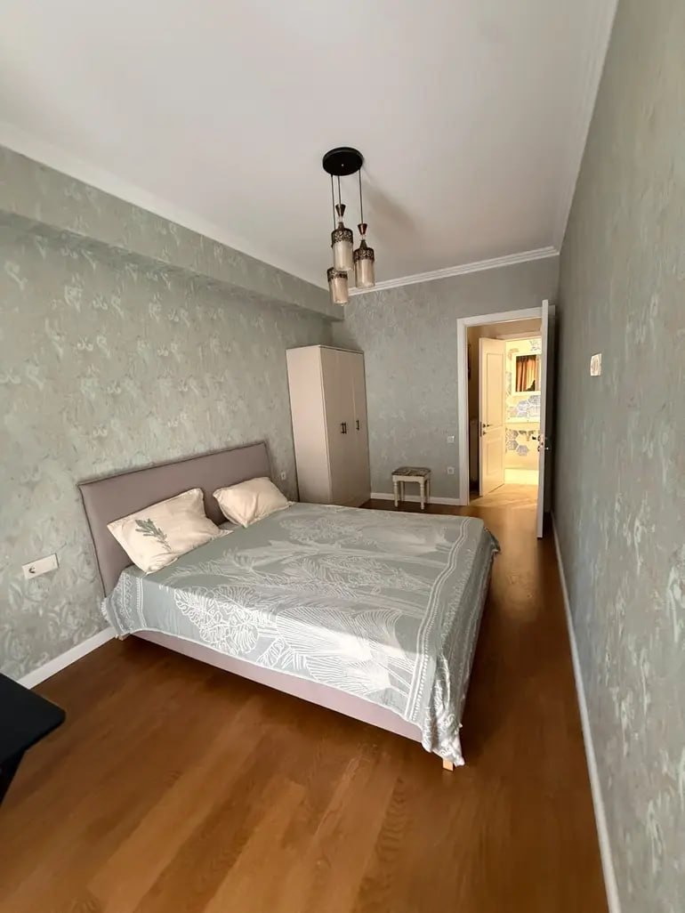 4-room apartment in Saburtalo, $1300/month