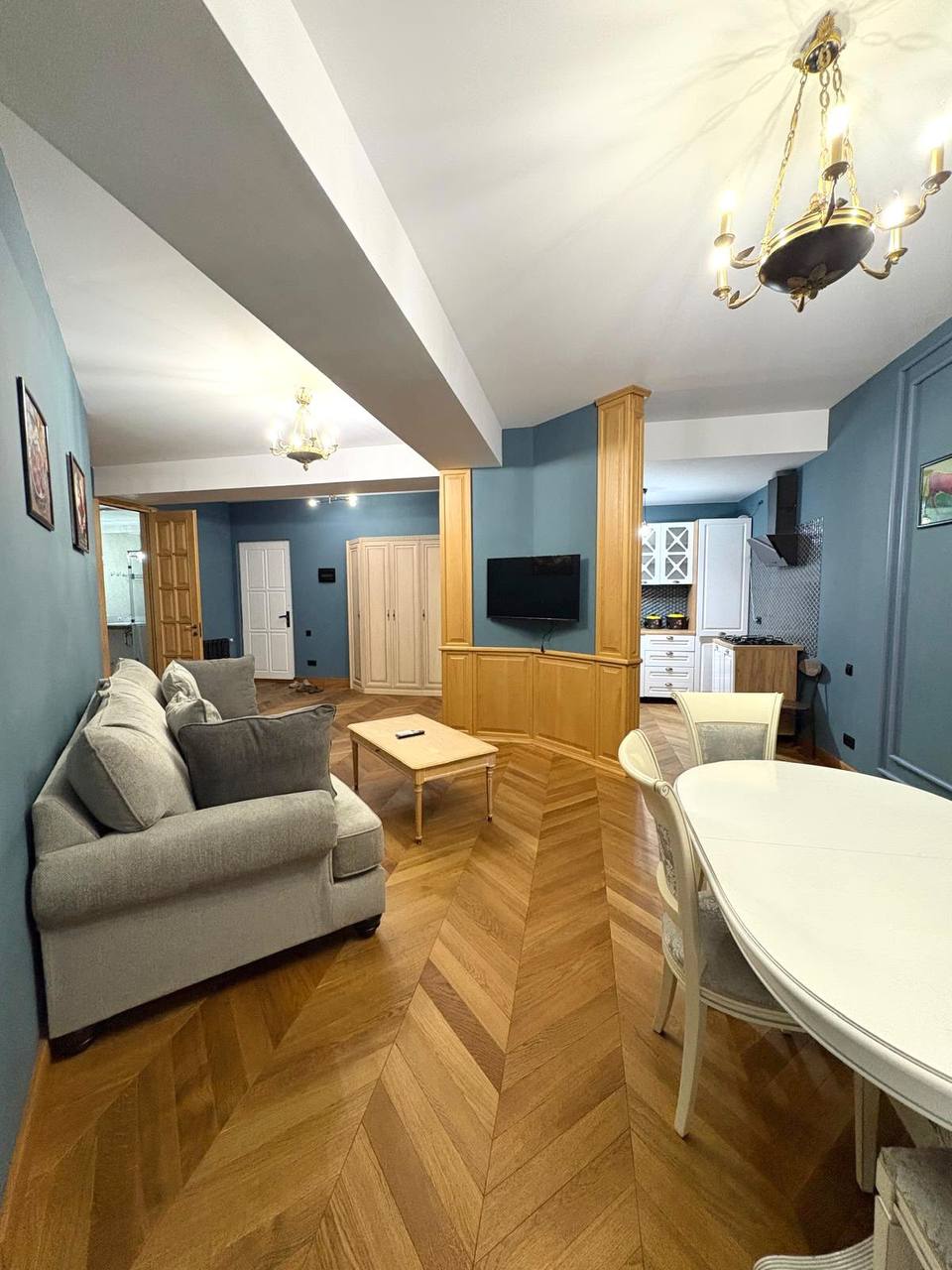 3-room apartment in Vake, $1700/month