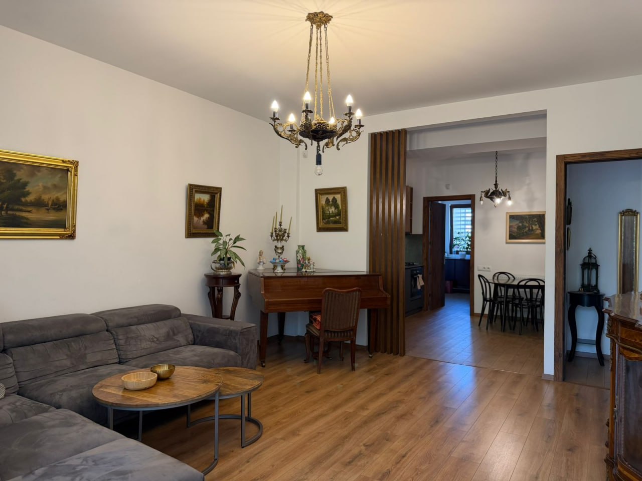 3-bedroom apartment on Paliashvili, Vake, $2500/month