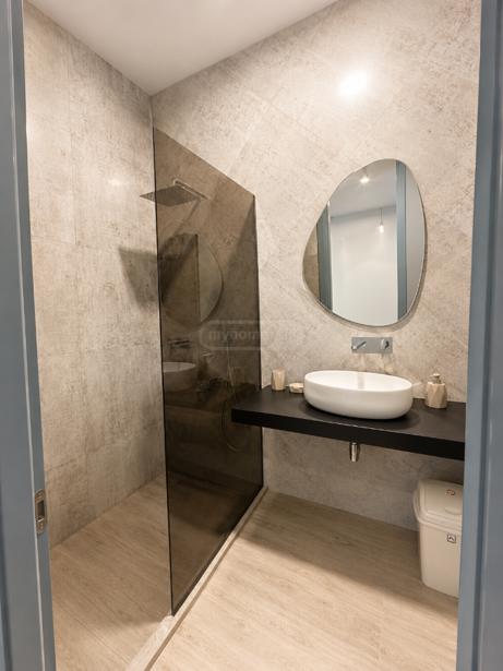 2-room apartment in Vake, $1000/month
