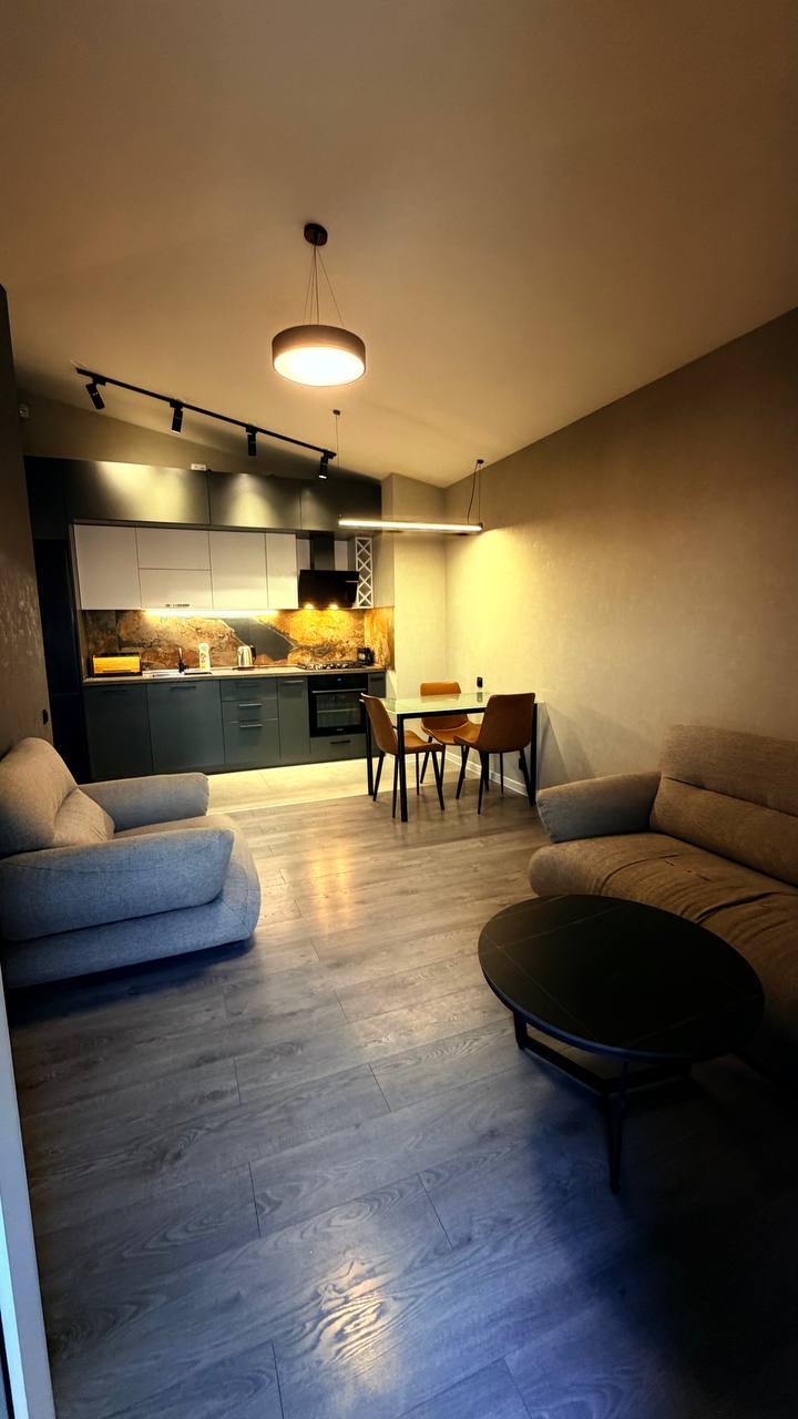 3-комнатная квартира в Тбилиси, $700/месяц