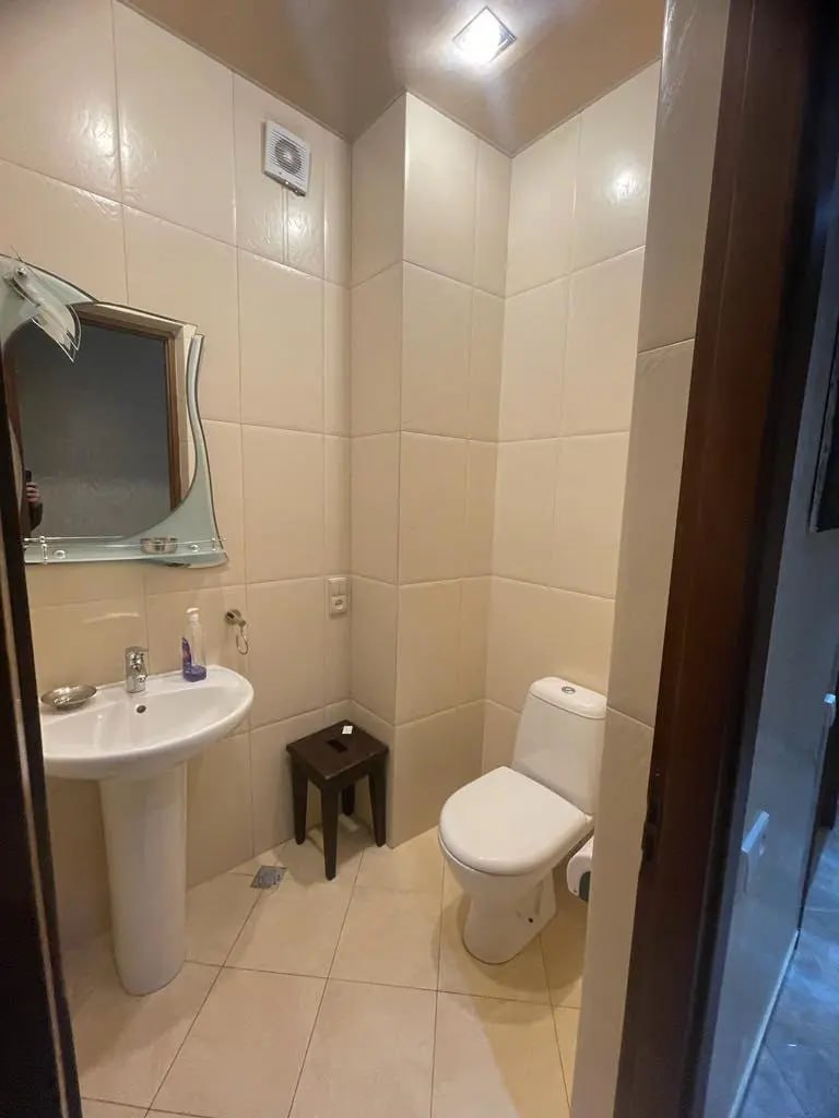 3-room apartment in Saburtalo, Kazbeги Avenue, $1100/month