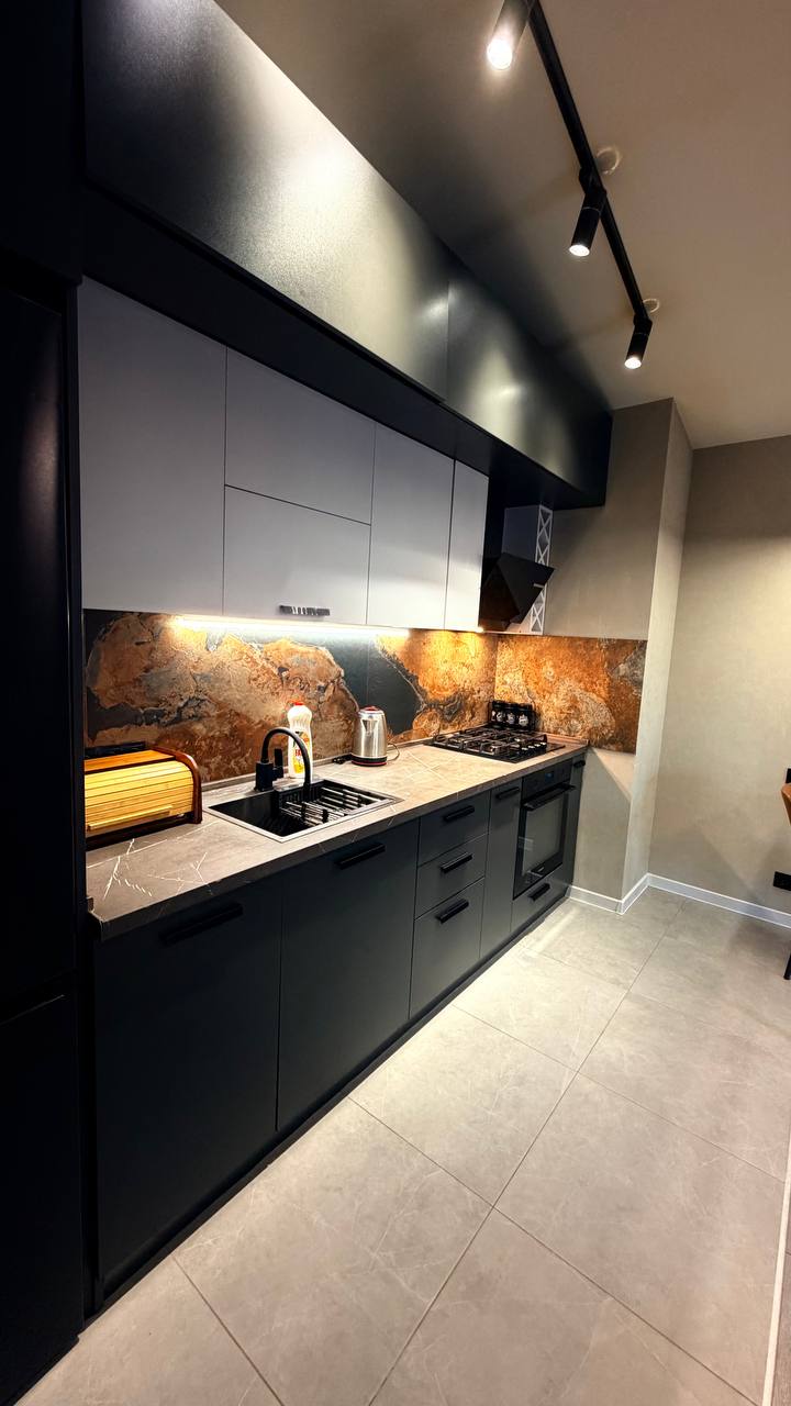 3-комнатная квартира в Тбилиси, $700/месяц