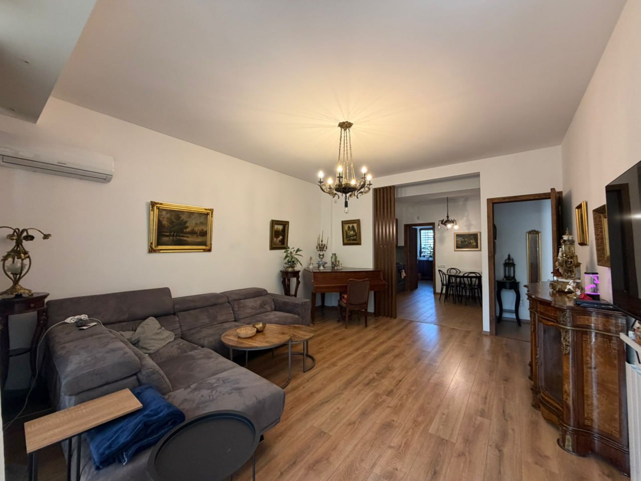 3-bedroom apartment on Paliashvili, Vake, $2500/month