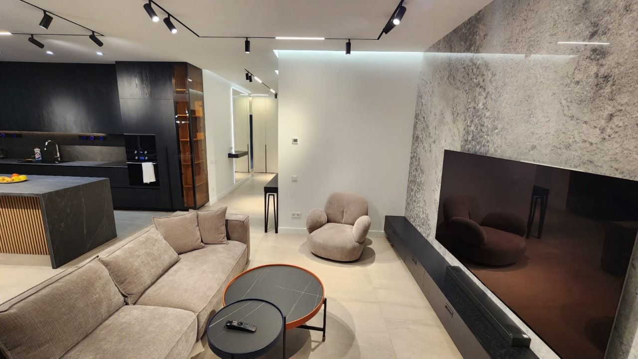 4-room apartment in Krtsanisi, $5000/month