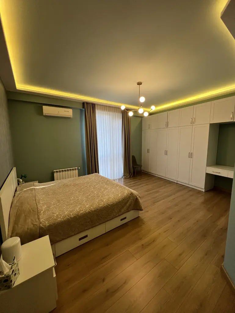 4-room apartment in Chugureti, $1500/month