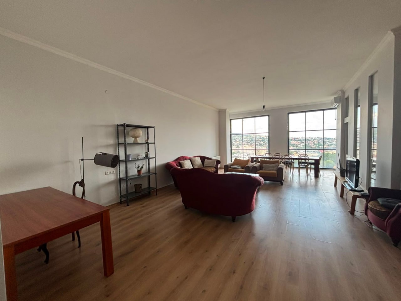3-bedroom apartment in Vera, Old Tbilisi, $1500/month
