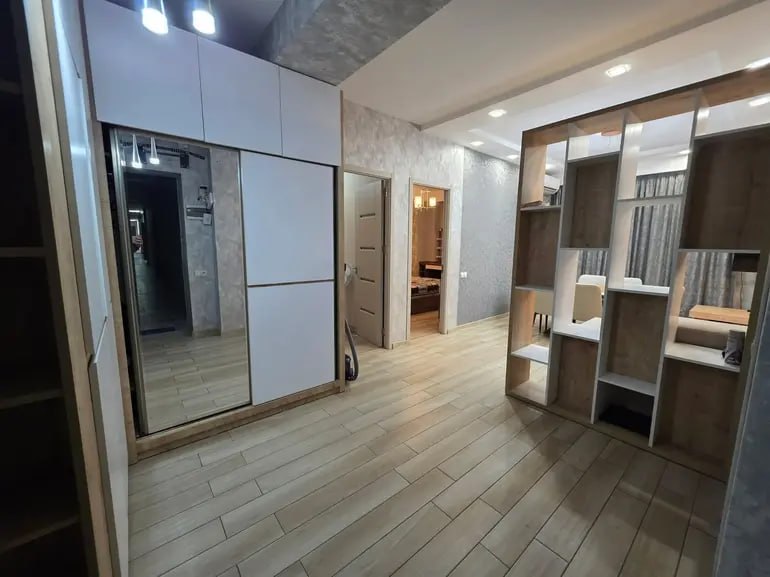 3-room apartment in Isani, $900/month