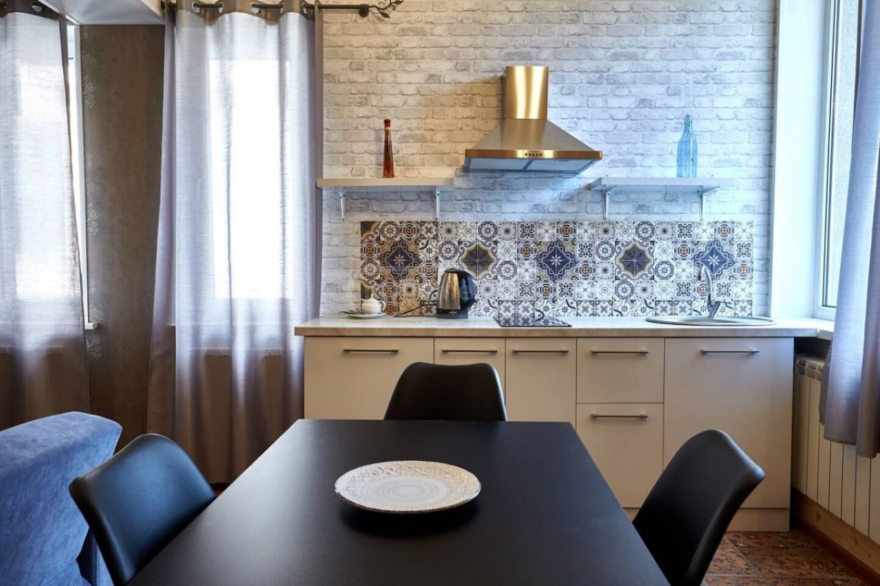 3-room apartment in Old Tbilisi, $1300/month