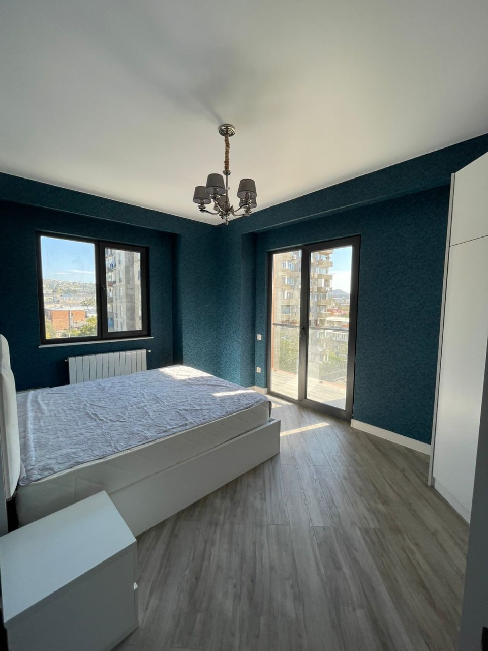 3-room apartment on Tsereteli Street, $900/month