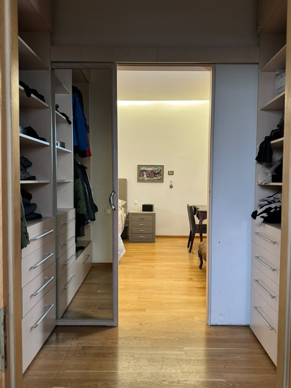 4-room apartment in central Vake, $2000/month