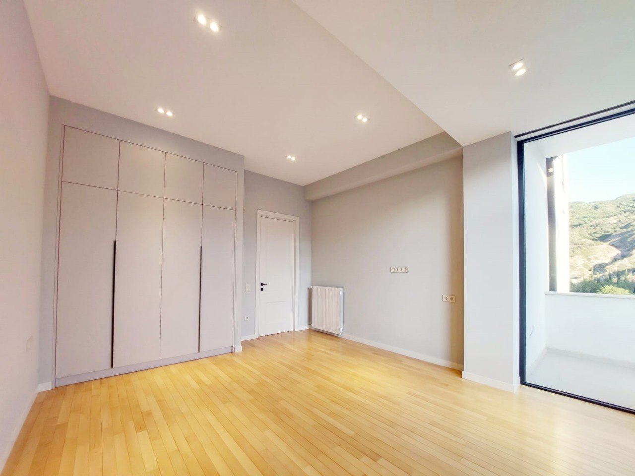 4-room apartment in Saburtalo, $3000/month