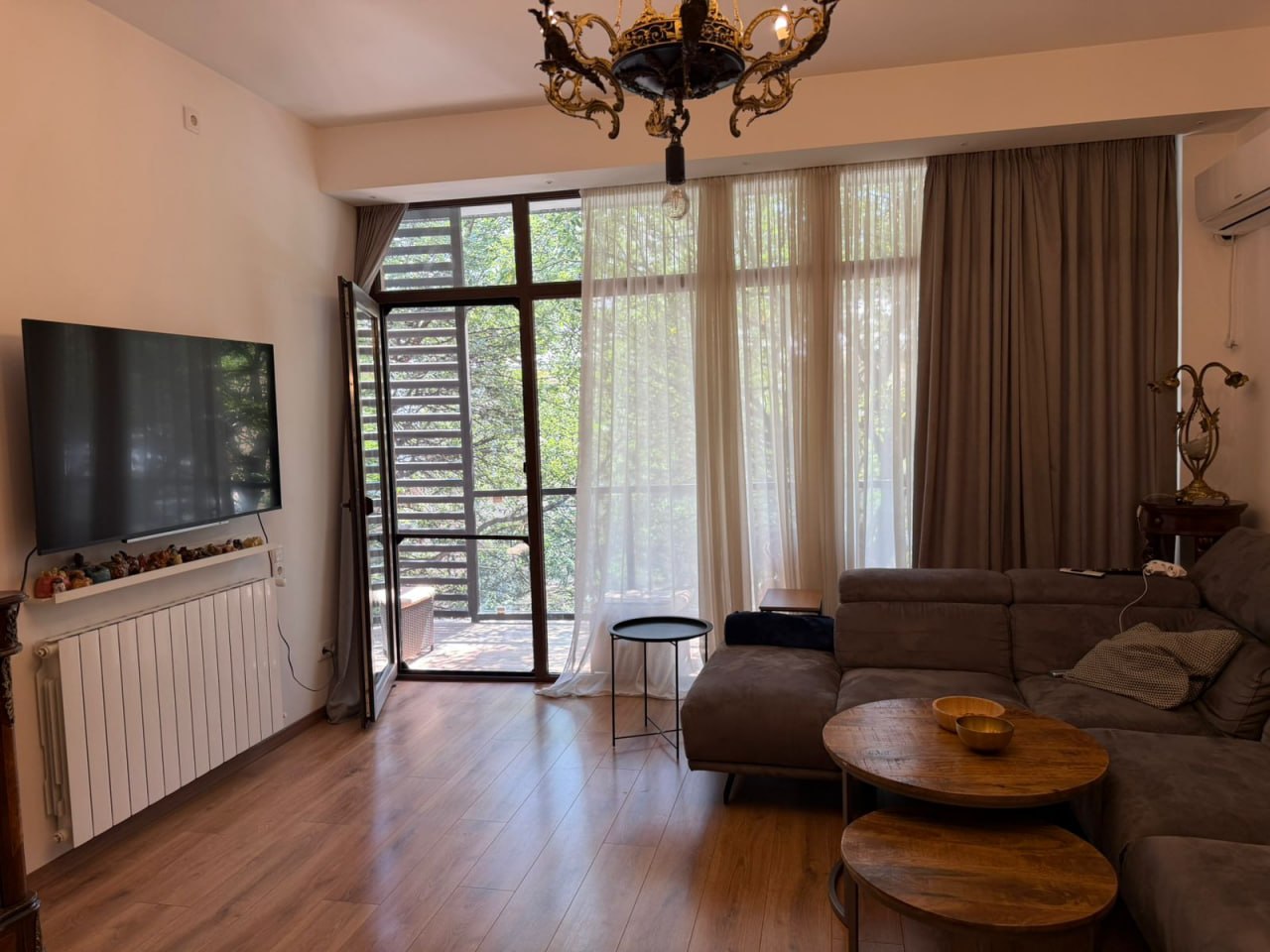 3-bedroom apartment in Vake, $2000/month