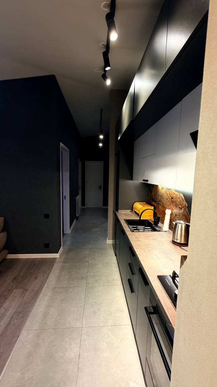 3-комнатная квартира в Тбилиси, $700/месяц