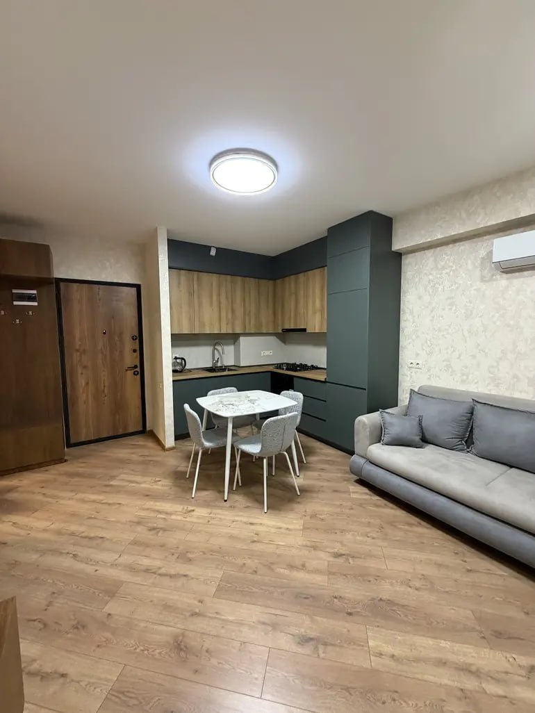2-room apartment in Saburtalo, $800/month