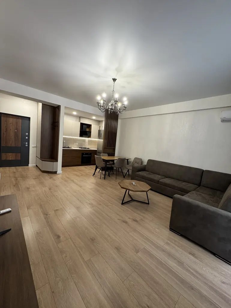 2-room apartment in Saburtalo, $1000/month