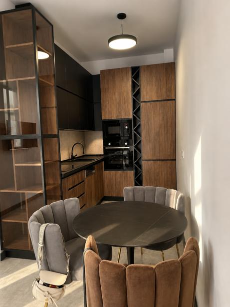 2-room apartment in Vake, $1000/month