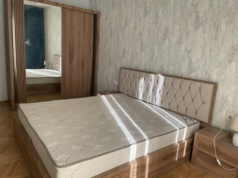 3-room apartment on Kekelidze Street, Vake, $1200/month