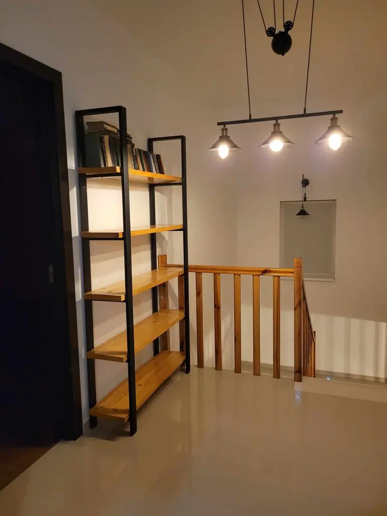 7-room house on Barona de Baya, $2000/month
